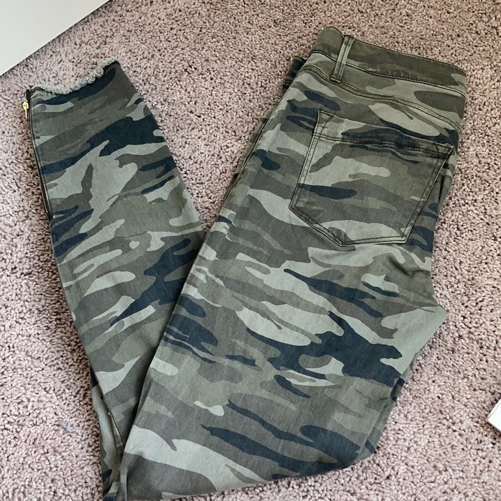 Express Camo jeans